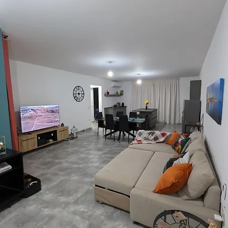 New Close To Promenade *