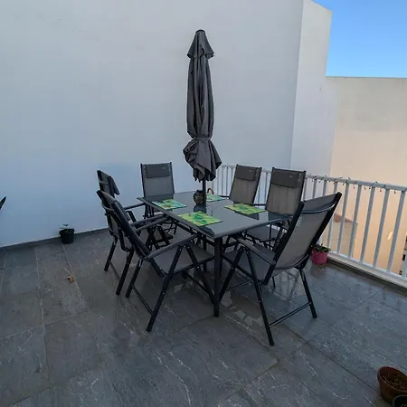 Apartmán New Close To Promenade St. Paul's Bay