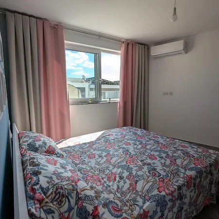 New Close To Promenade * St. Paul's Bay