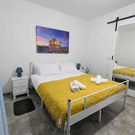 New Close To Promenade *